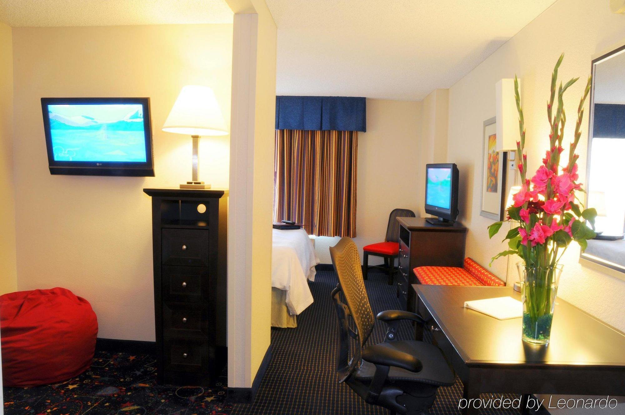 Hampton Inn&Suites Anaheim Garden Grove Zimmer foto